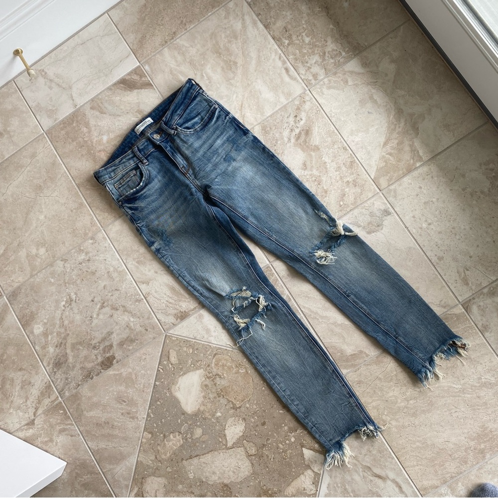 New Zara premium denim size 2 capri distressed frayed